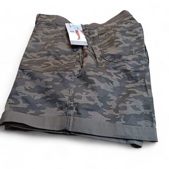 Lee Riders Womens Plus Comfort Waist Camouflage  Midrise Utility Shorts Size 20W - Picture 6 of 14